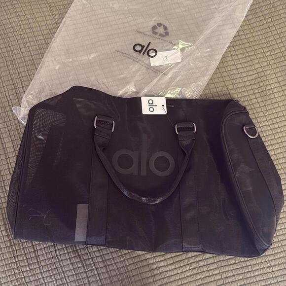 Alo yoga duffle bag - Picture 2 of 7